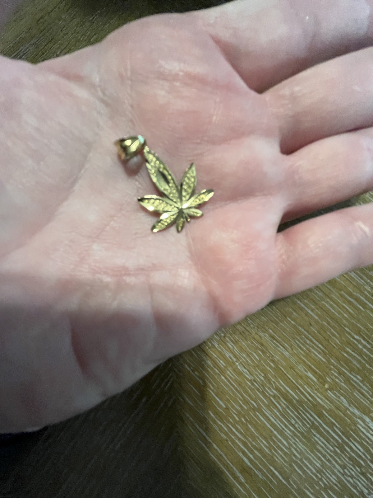 10k Yellow Gold Diamond Cut Marijuana Leaf Pendant New