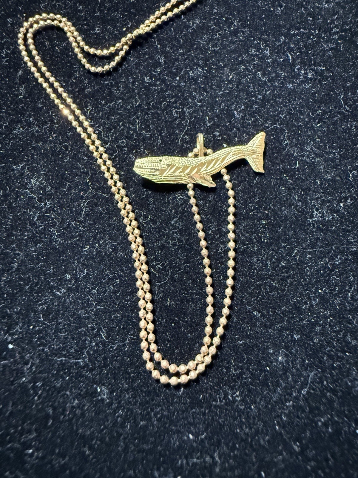 14K 1.9 DWT Yellow Gold Ball Shape Necklace with Whale Pendent