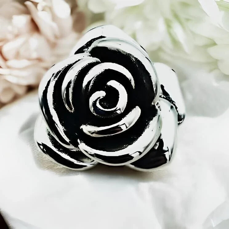 Lightweight, 925 Silver Elegant Rose Pendant – Chain Sold Separate 1510