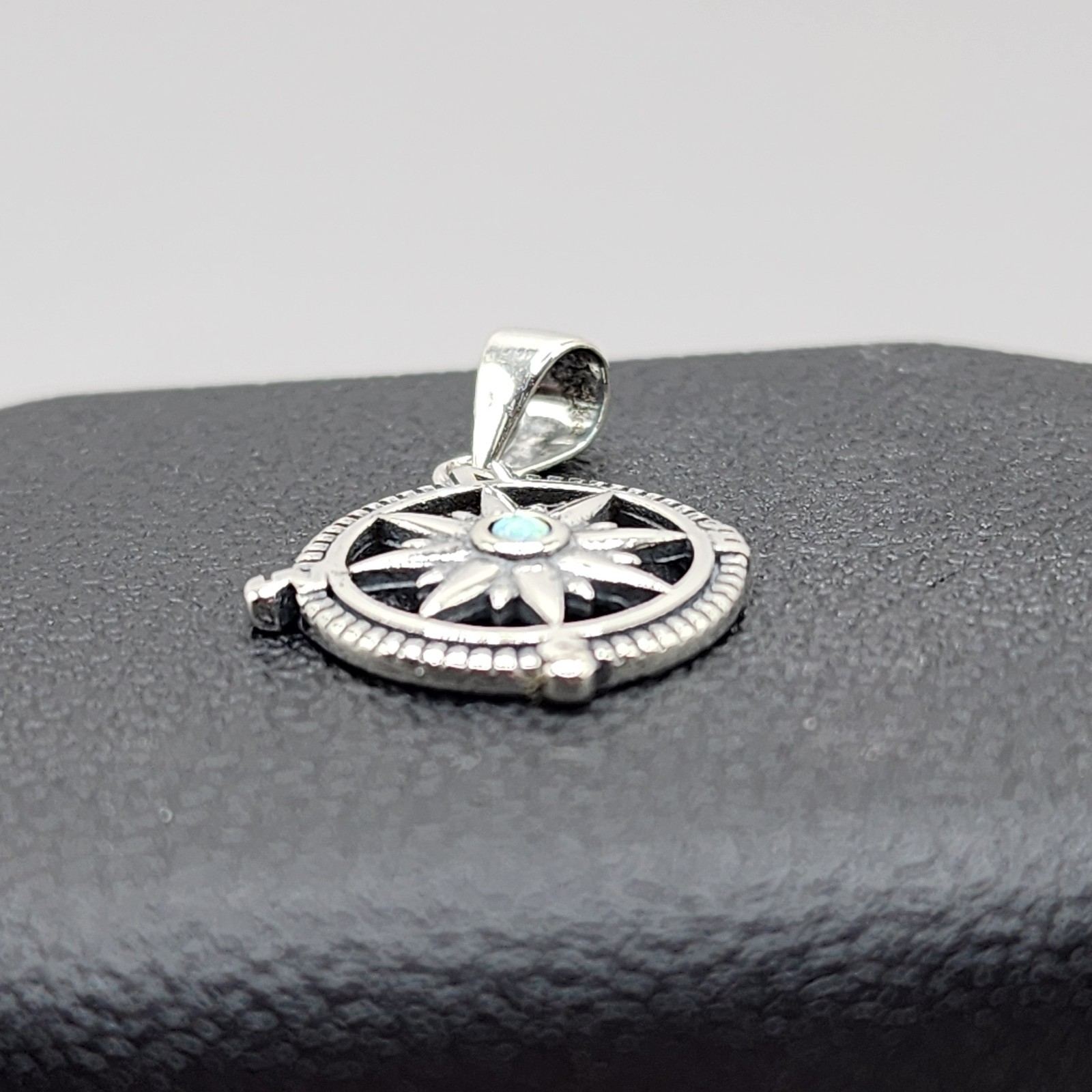 925 NEW Sterling Silver Pendant- Blue Lab Opal Compass 14mm Length 16mm Width…