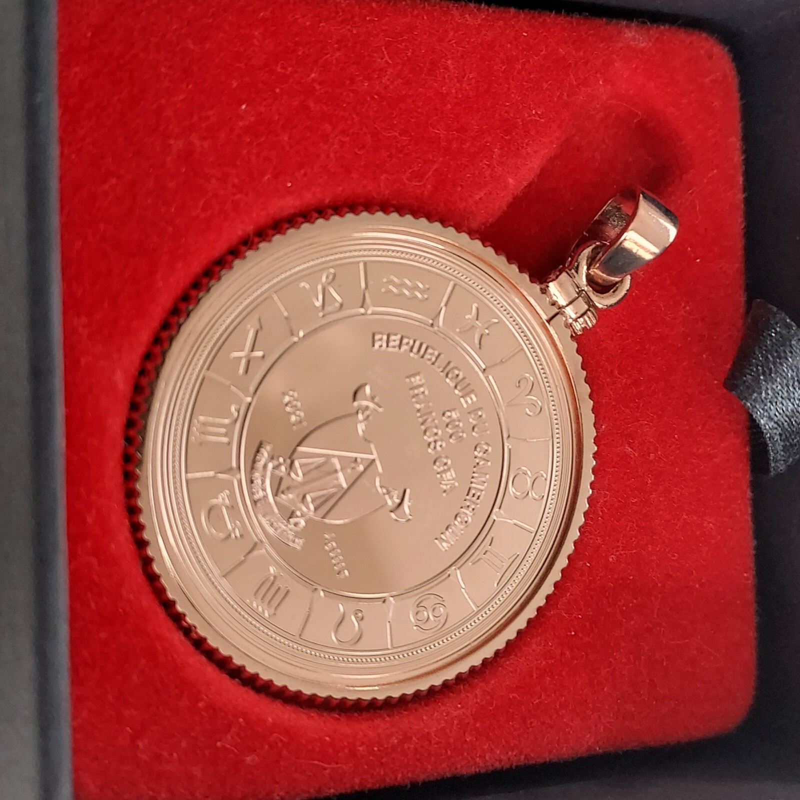 2021 Zodiac Silver Coin Pendant .999 Fine Silver | Rose Gold Bezel | COA 1 /999