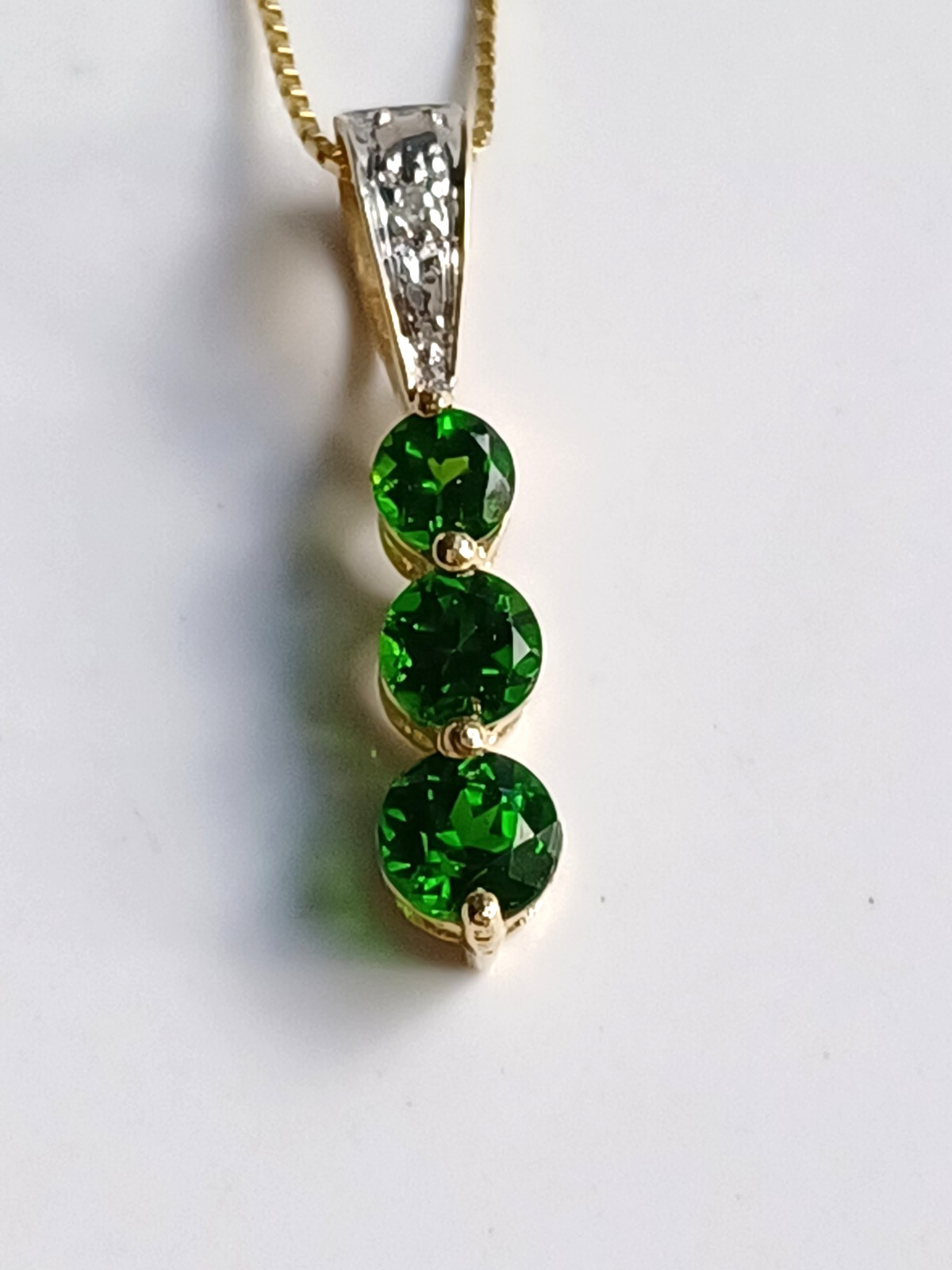 14k solid Gold Natural Chrome Diopside & Diamond Pendant Box Chain Necklace 1.90