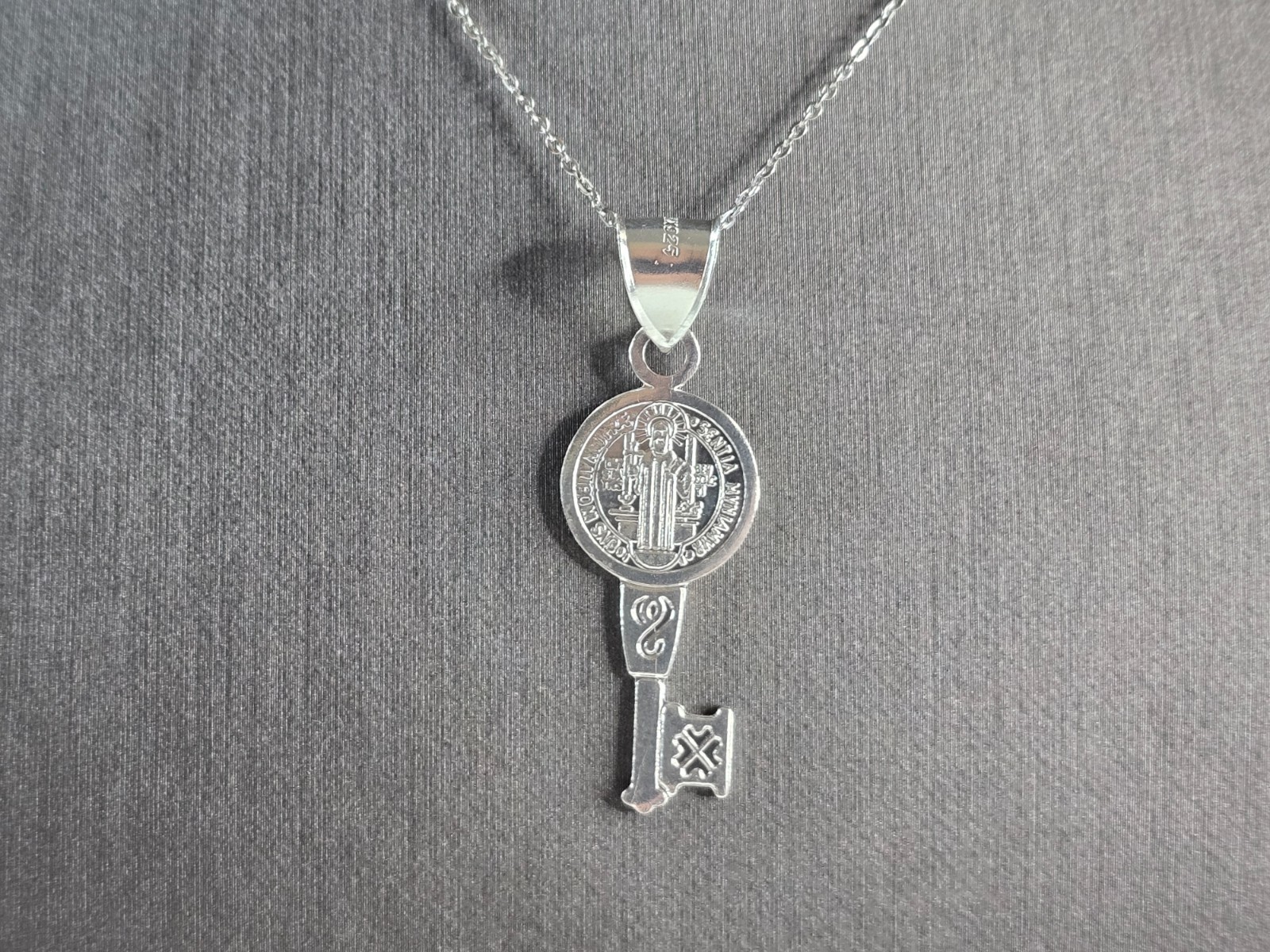 Womens Sterling Silver Religious Saint Benedict Key Pendant Necklace 4.9g E5823