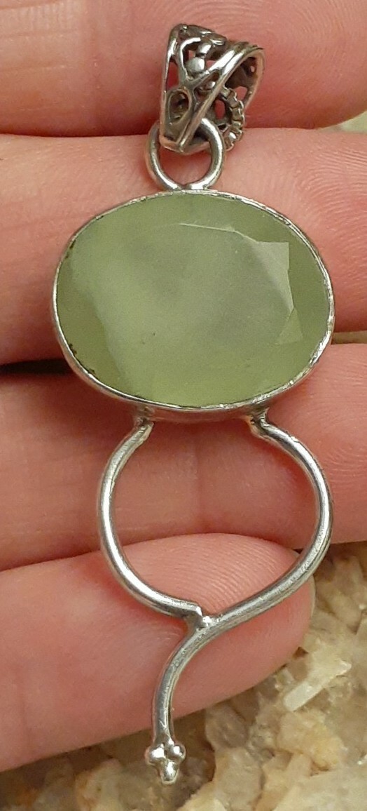 Fine Sterling Silver Prehnite Gemstone 2.25″ Pendant 18″ Box Chain Necklace