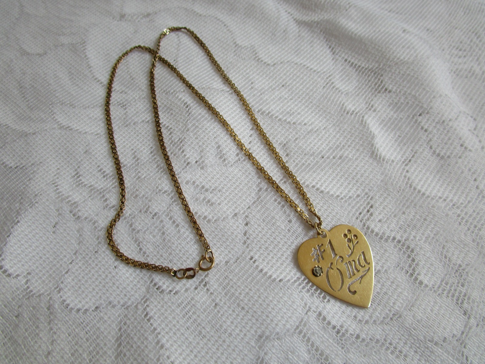 Vintage 14K Yellow Gold Diamond Heart Pendant Necklace # 1 Oma Bismark Chain