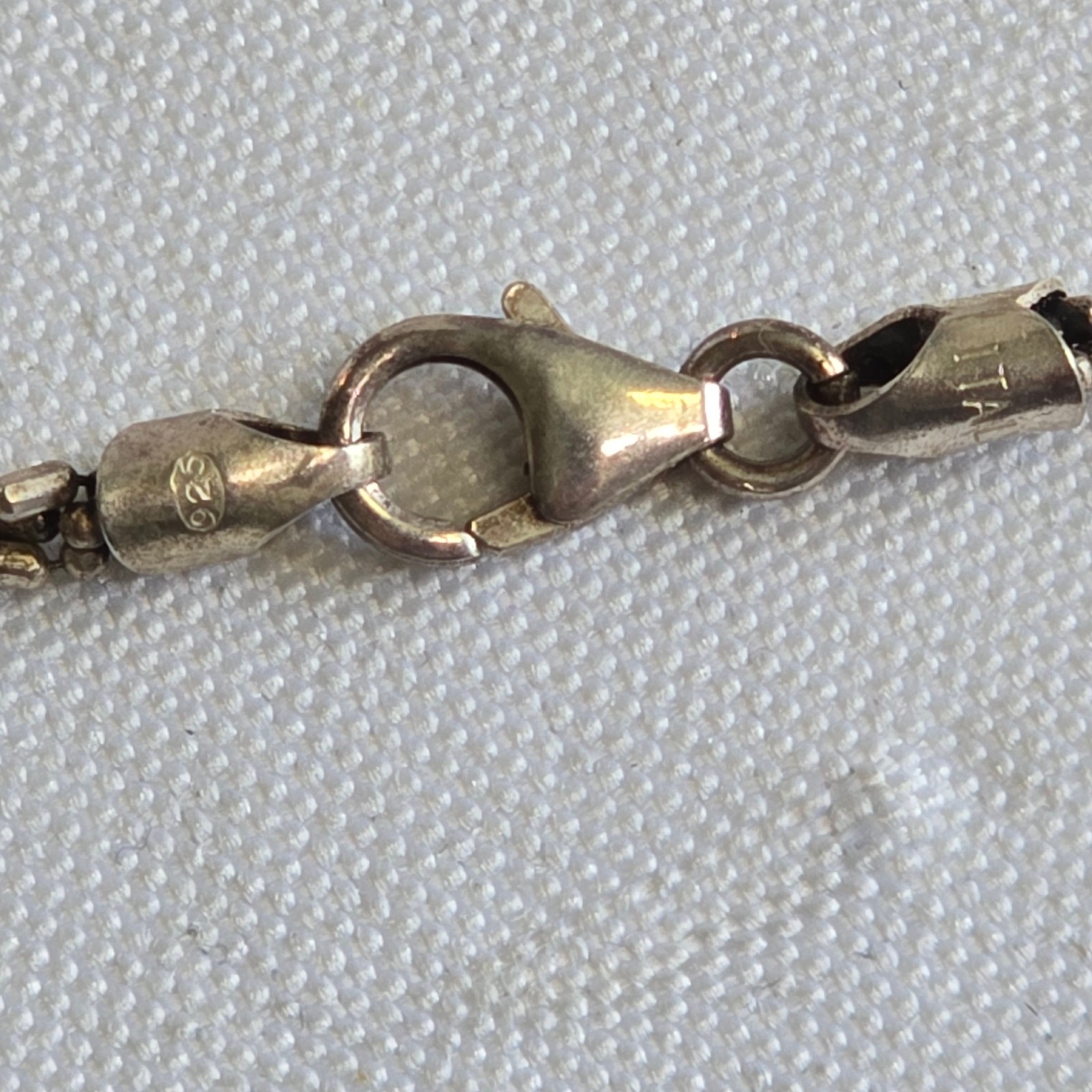 Sterling Silver Necklace 9.41g Fine Jewelry 23.5″ Unique Chain Lobster