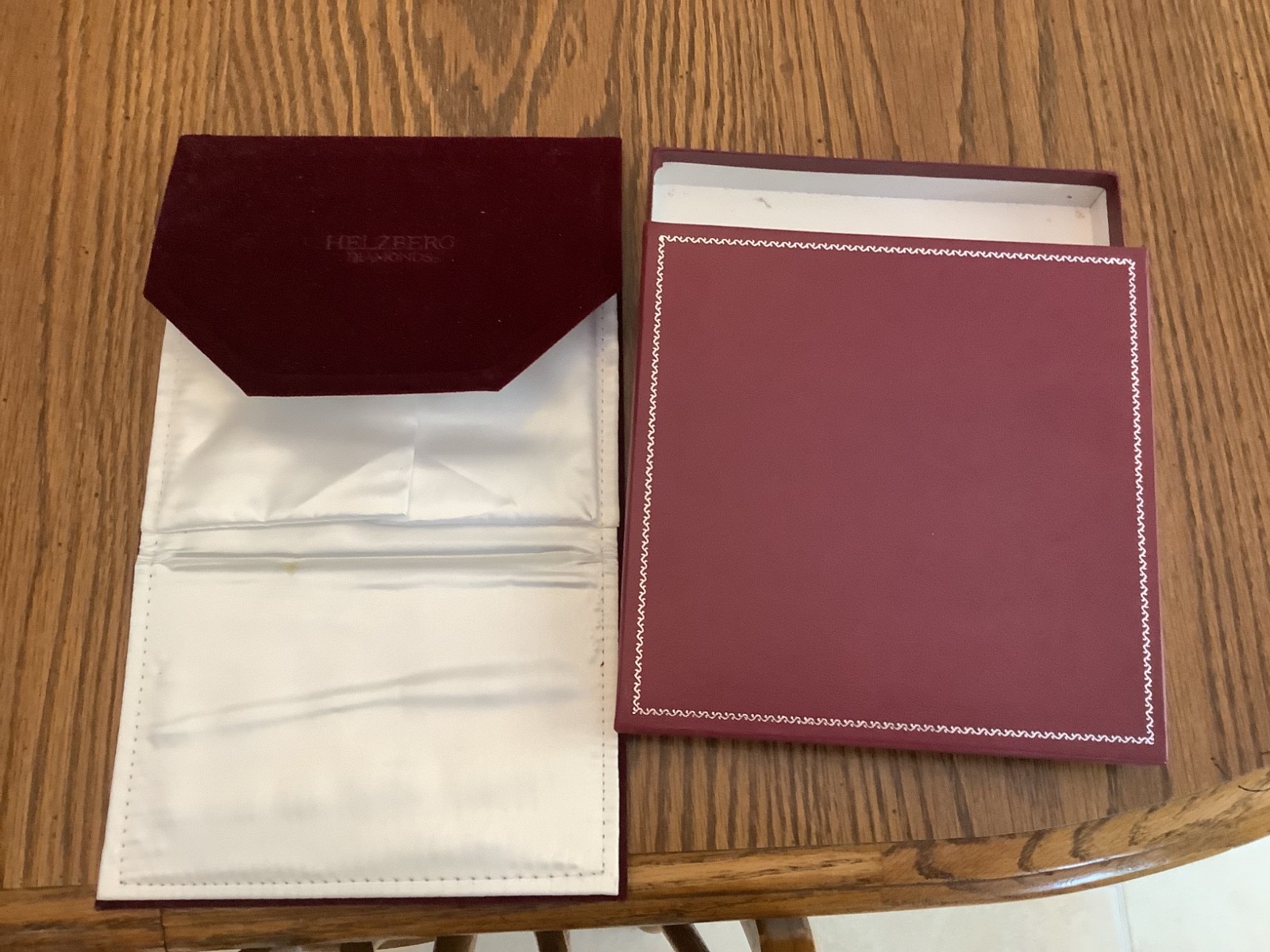 ORIGINAL HELZBERG NECKLACE CASE (EMPTY BOX) /LN!!