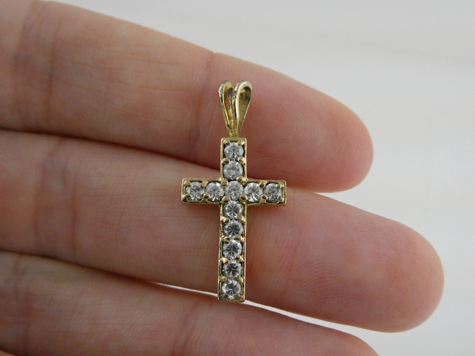Ross Simons Gold Gilt Sterling Silver and White Crystal Cross Pendant 2.3 Grams