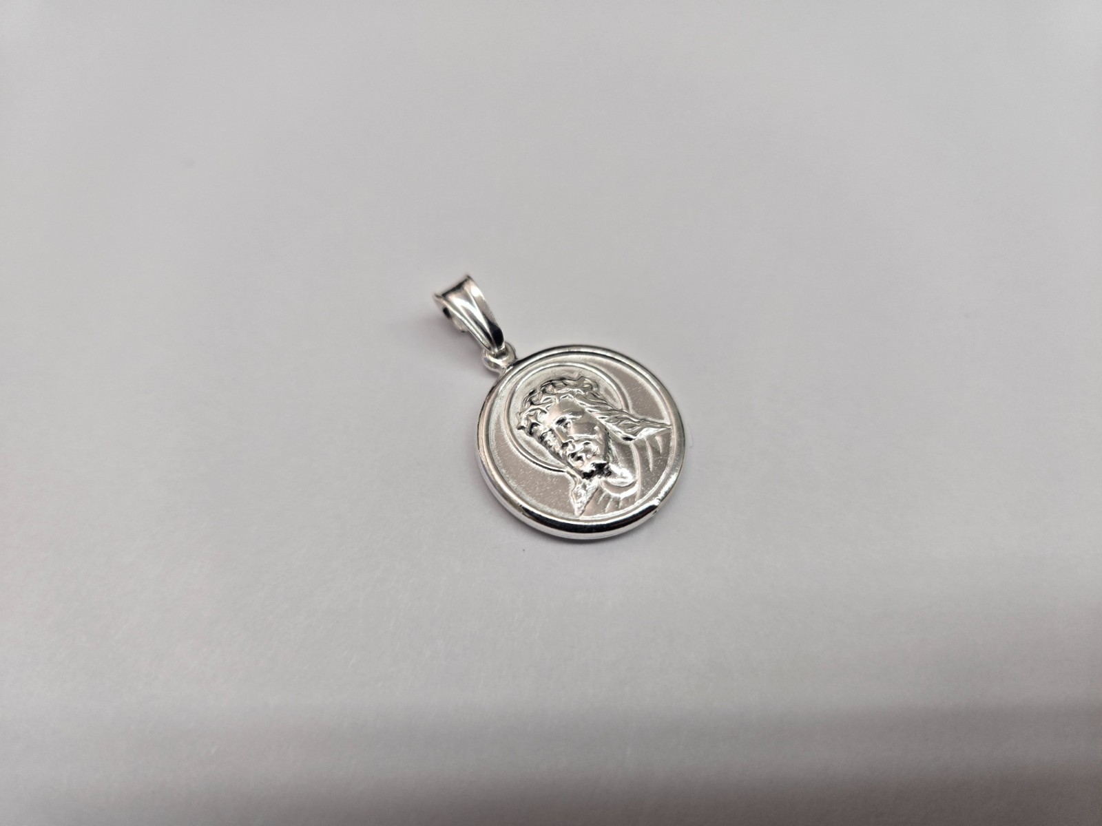 925 Sterling Silver Jesus Halo Medal Round Necklace 11/16 (18mm) Inch Diameter