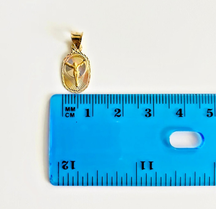 14K SOLID GOLD JESUS CHRIST 20mm / 0.7″ OVAL PENDANT, 14K GOLD – PT338