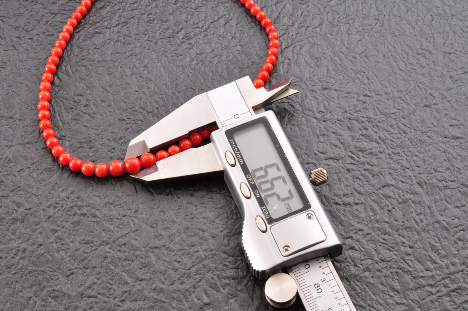 925 silver clasp, red coral undyed Rosary-style necklace (67.5ct) Certification.