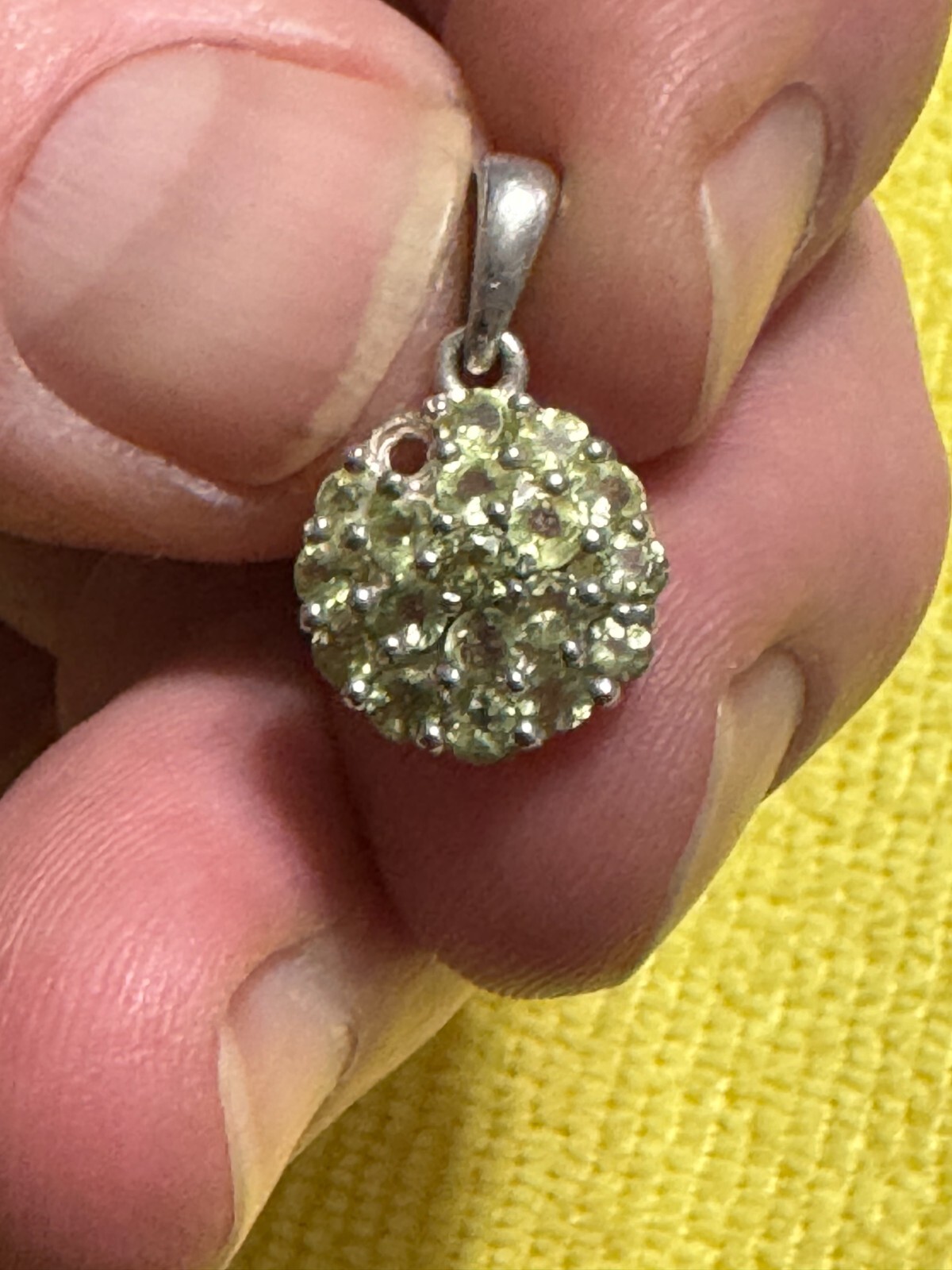 Sterling Silver Unknown Stone Custer Charm w/free ship (missing one stone)
