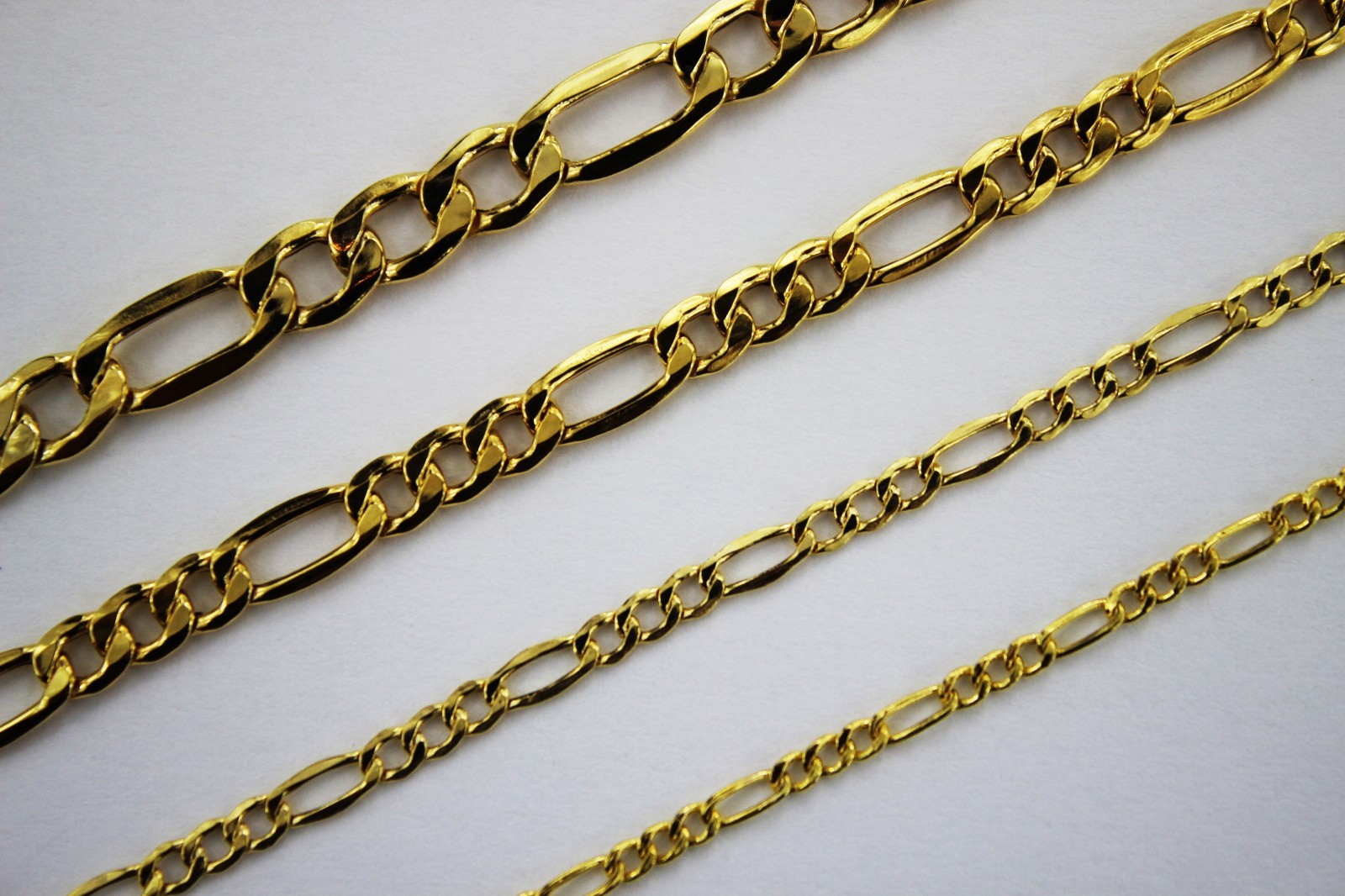 14K Yellow Gold Figaro Link Hollow Chain Necklace Bracelet 2mm ~ 7.5mm /7″ ~ 30″