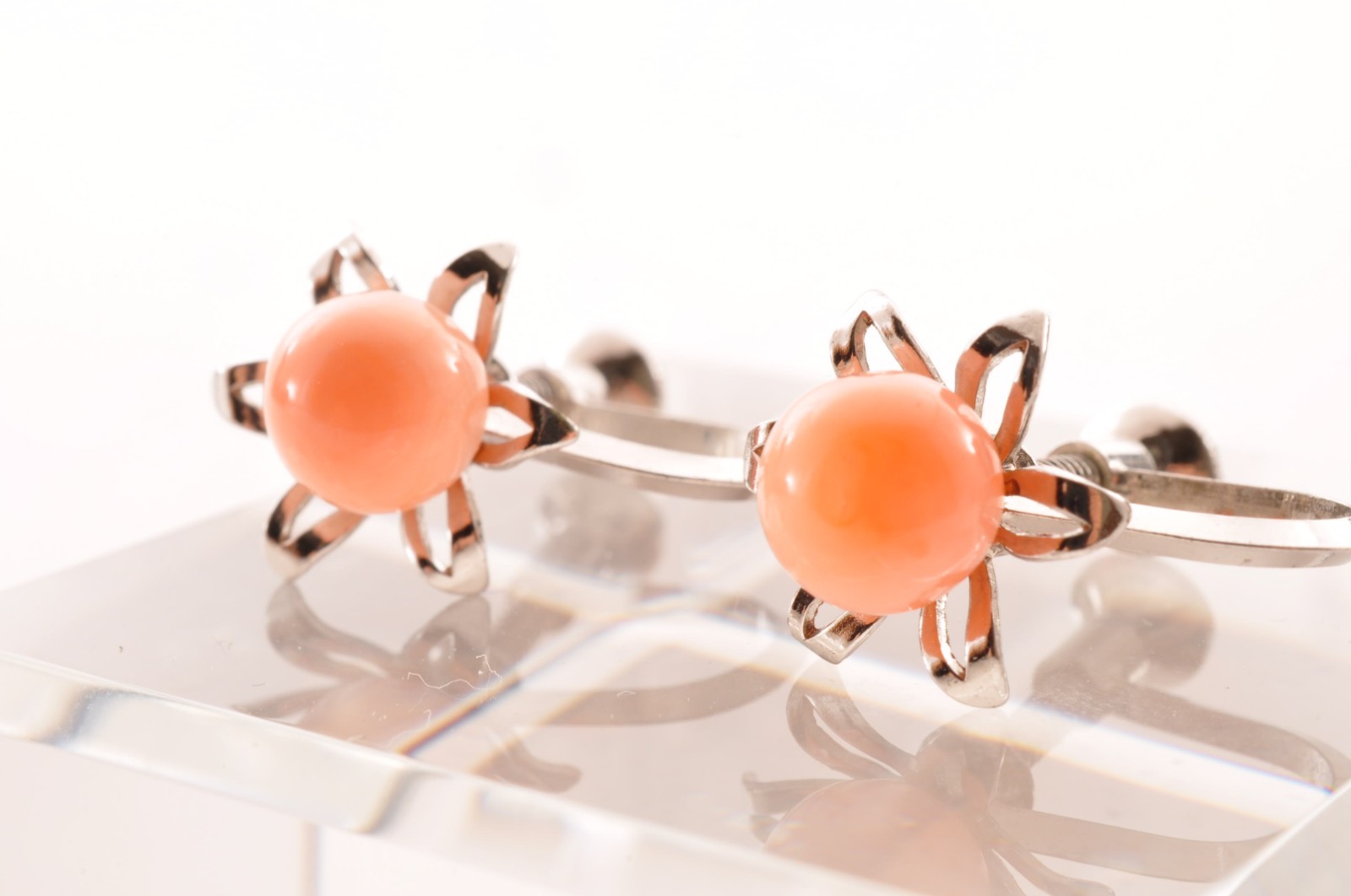 925 silver Angel skin coral Necklace ear clip set (17.3in 135ct) Certificate.