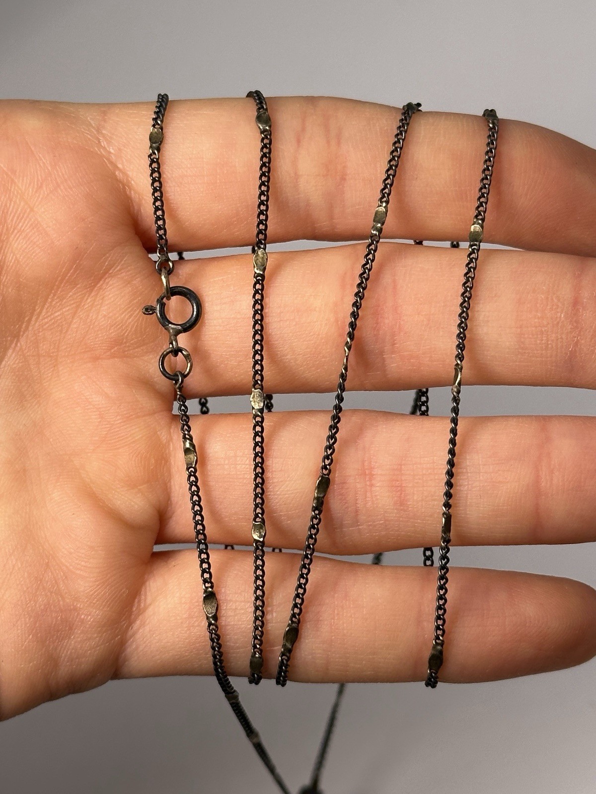 925 Sterling Silver Chain & Art Nouveau Style Oval Locket Pendant & Garnet, 32”