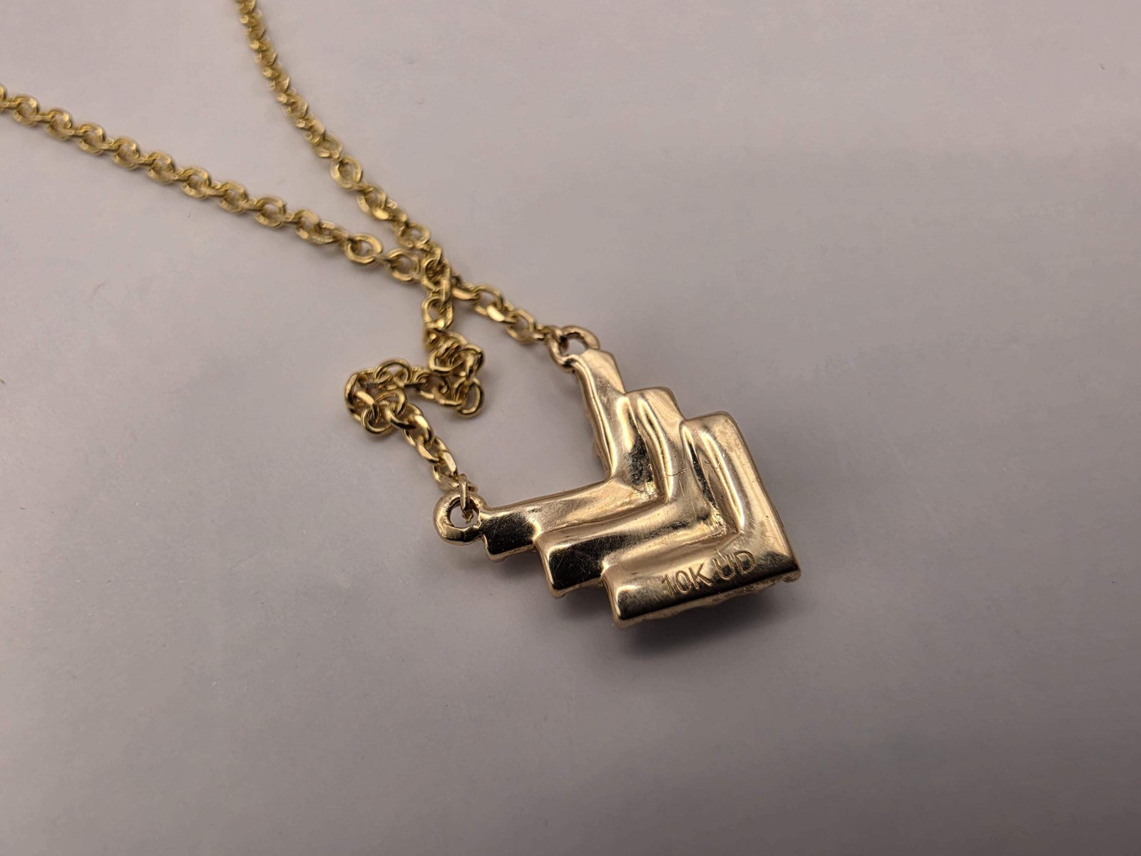 10K Yellow Gold Diamond Chevron Necklace Natural Pave Diamond Geometric V Pendan