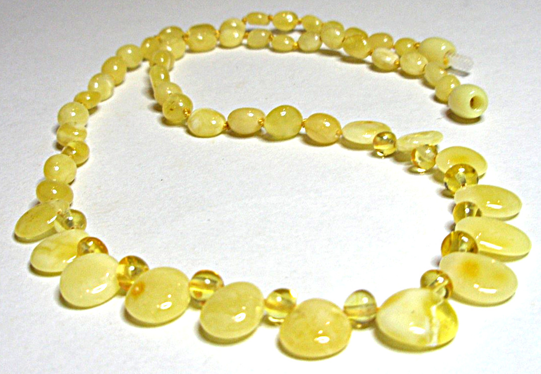 Baltic Amber Women’s Necklace Elegante Egg Yolk Butterscotch 45 cm – 18”