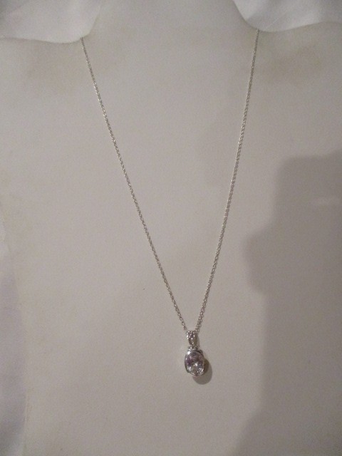 UNBRANDED 925 Sterling Silver 17″ Italy Chain & 1/2″ 925 SS Charm w/Faux Stone