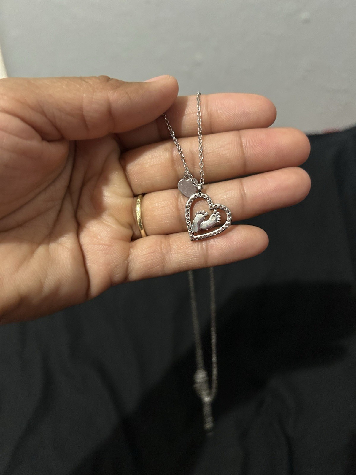 New in Box Footnotes Sterling Silver Super Mom Heart Pendant Necklace 2 Tone