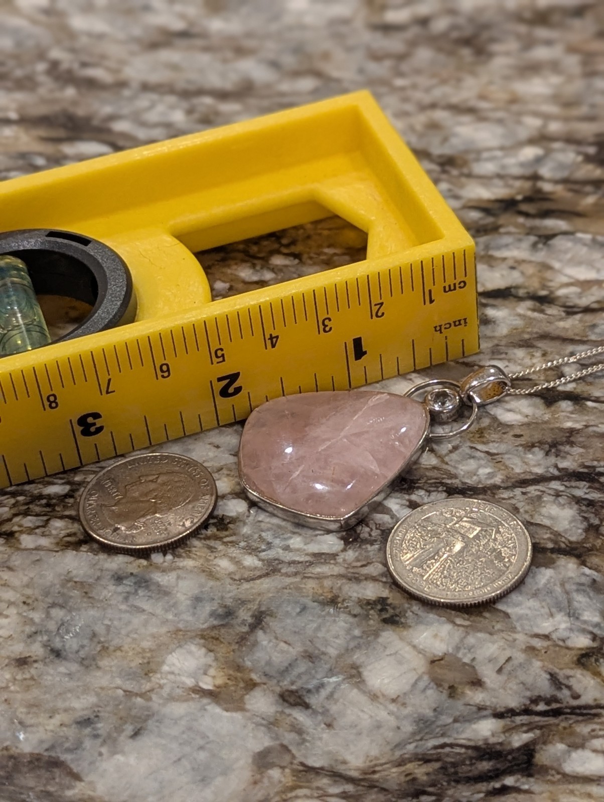 925 Sterling Silver 15.8g Natural Rose Quartz Pendant & 22″ Curb Chain Necklace