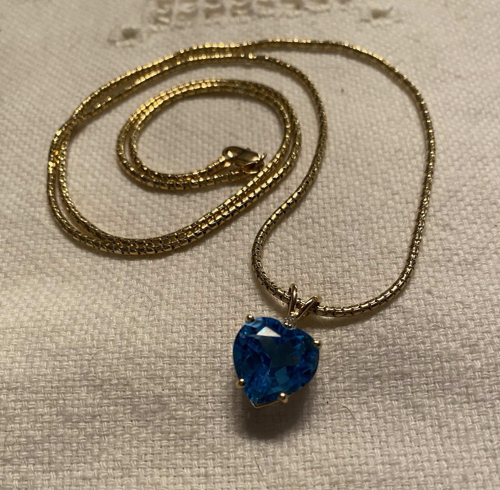 Blue Sapphire Heart Pendant 6 Ct With Diamond Accent 14k Yellow Gold 23.5” Chain