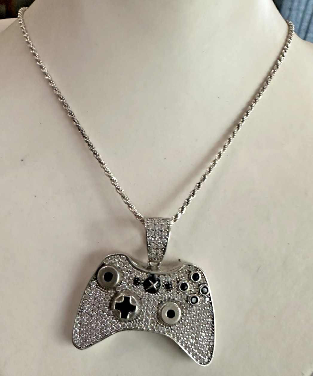 Sterling Silver CZ Game Controller Pendant Rope Chain Necklace DM 18″