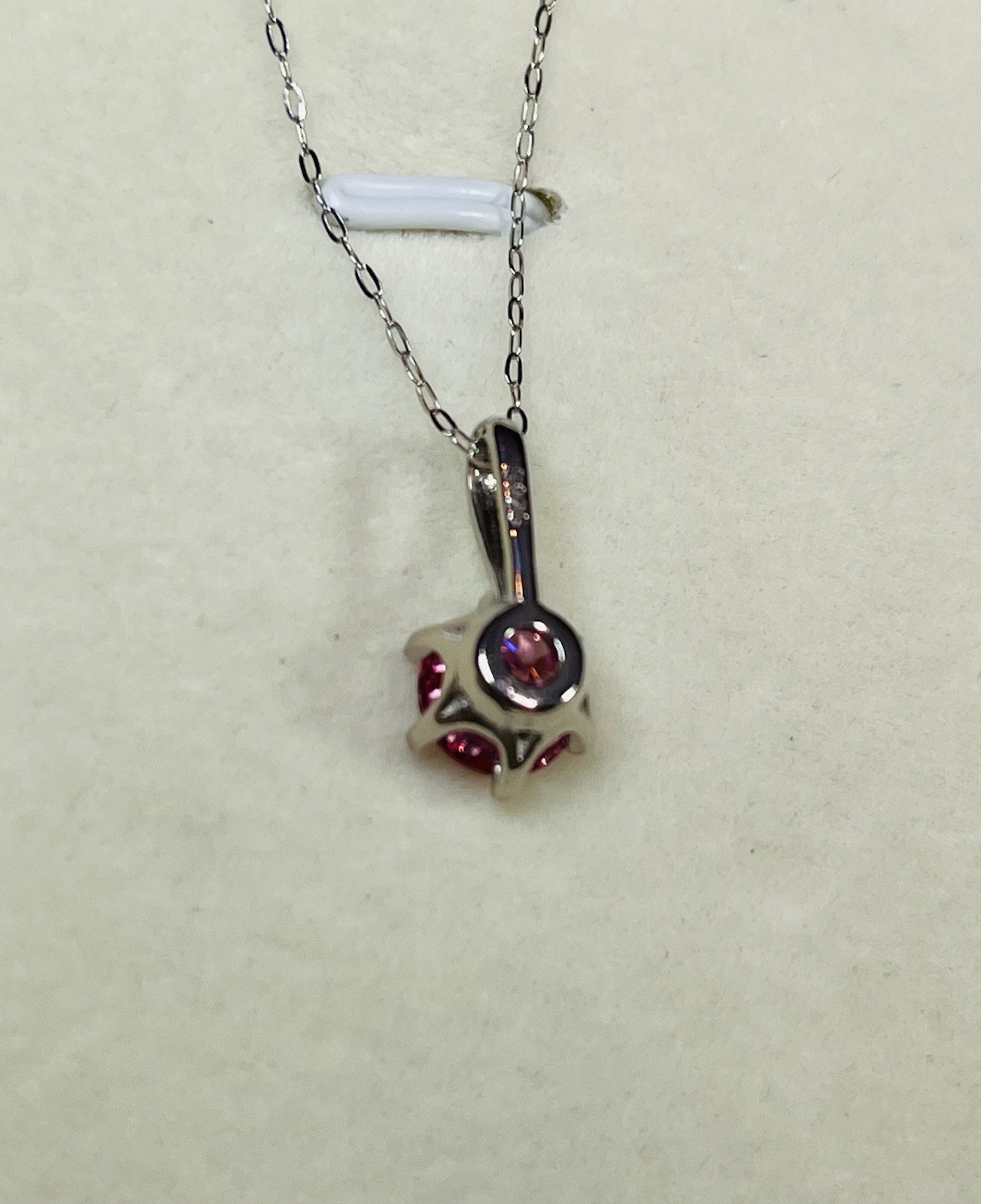 925 Sterling Silver 1 CTW VVS1 Pretty Pink Moissanite Pendant Necklace