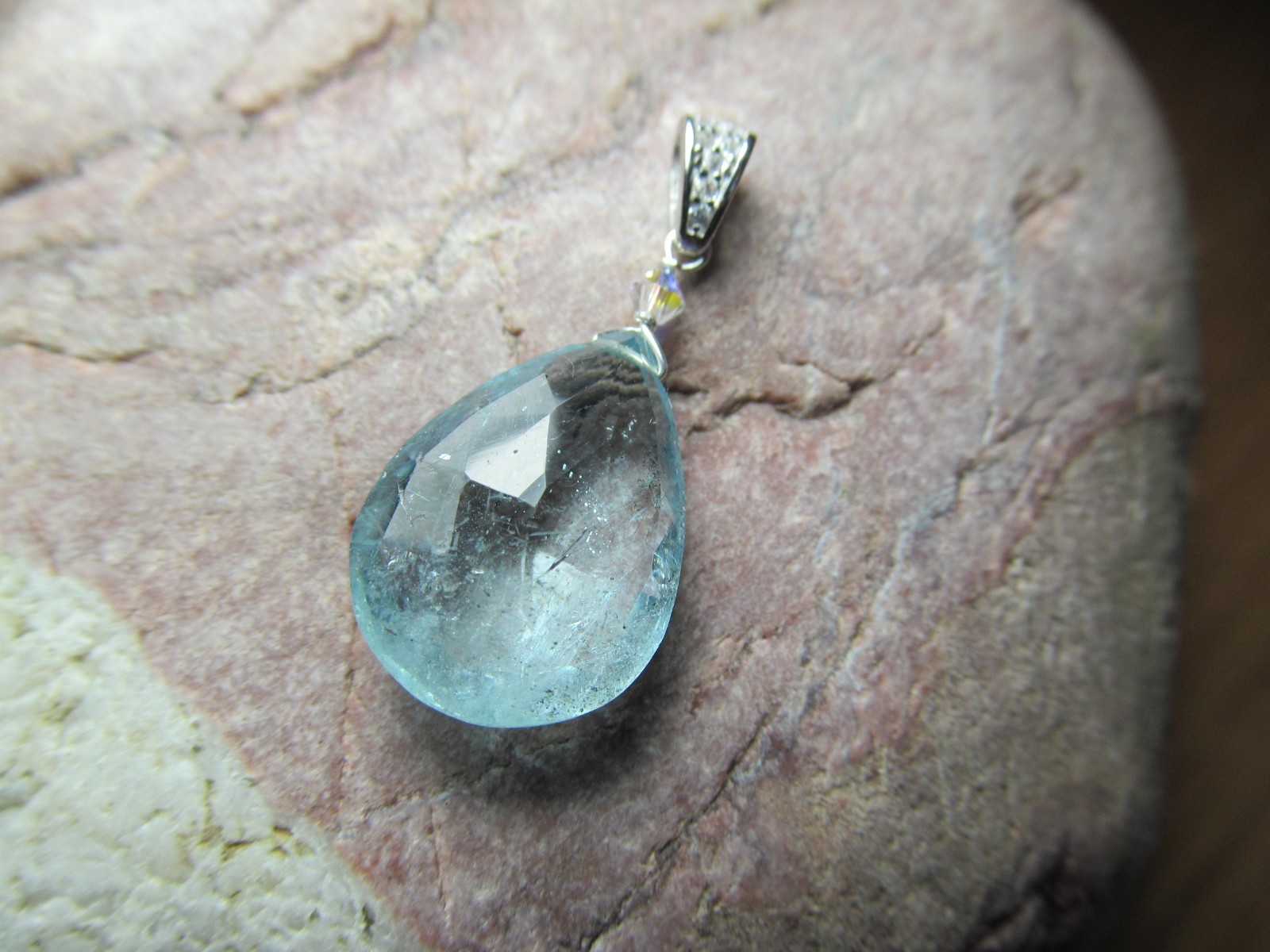 Natural A+ AQUAMARINE faceted Pear briolette bead Sterling Silver Drop Pendant