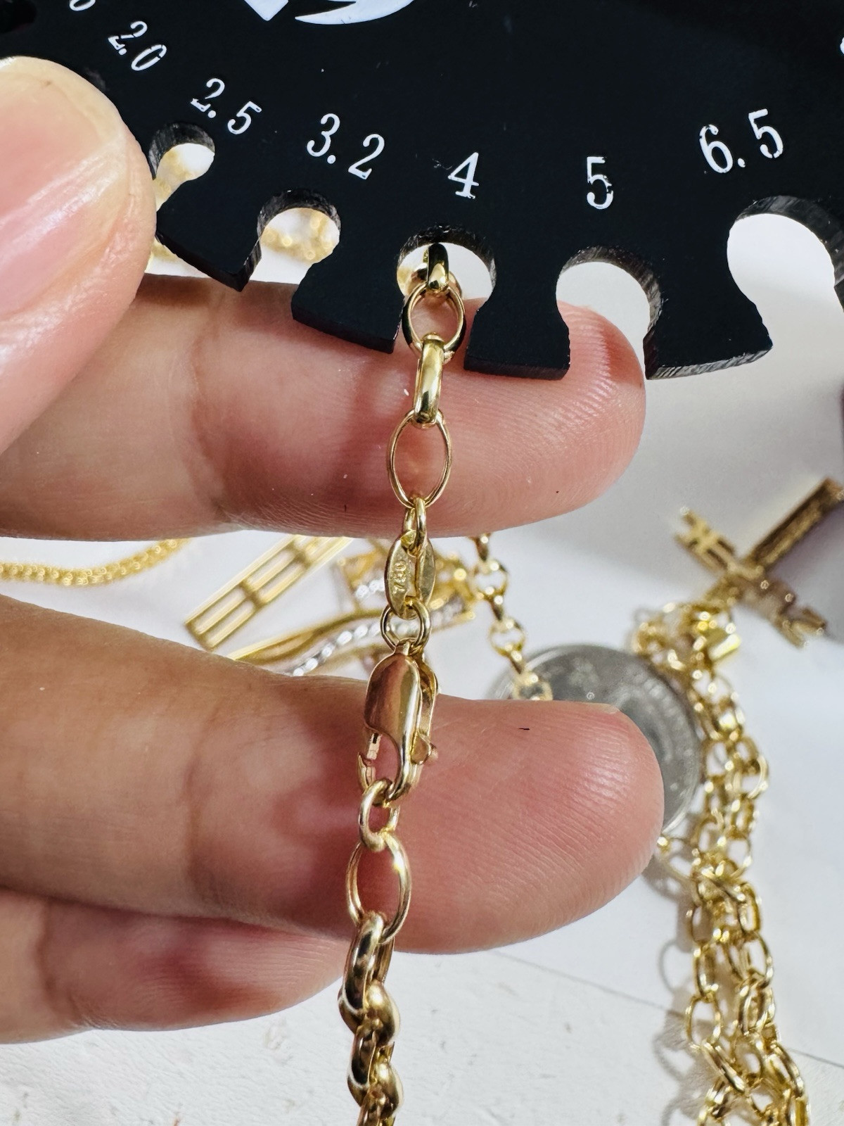 18K 750 Fine Yellow Gold Set Cross Necklace 19.5/20” Long 6.5g 3.8mm WOMENS