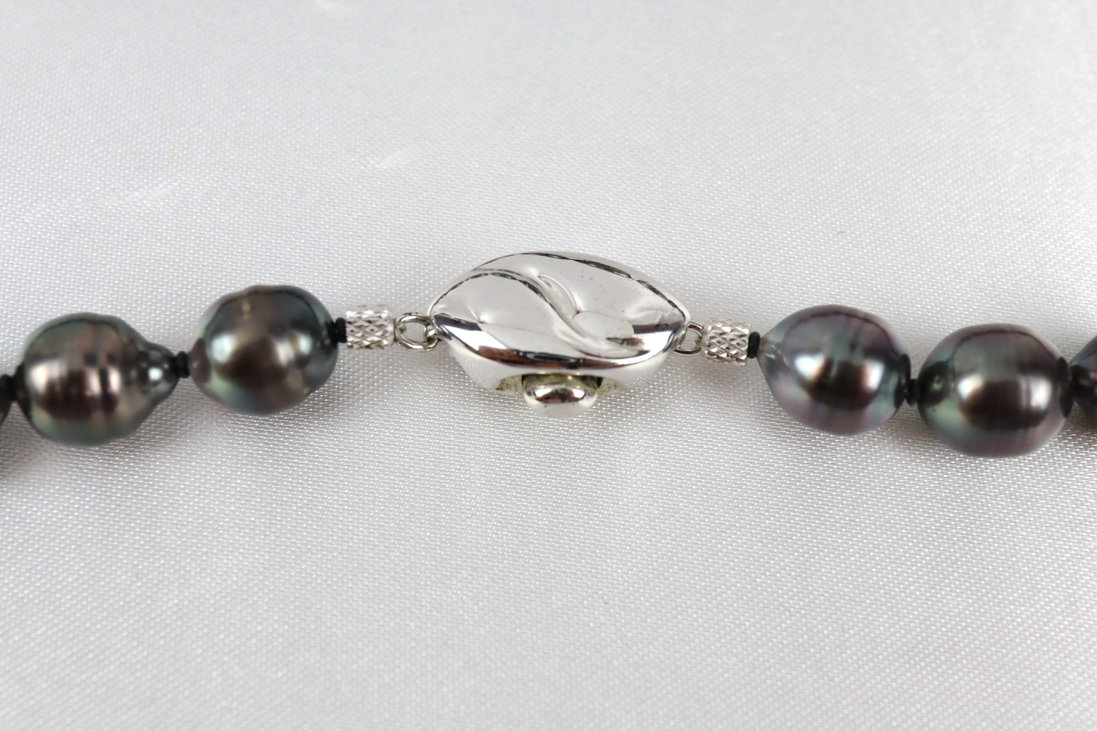 Black South Sea Pearl Necklace 8-12mm 18″ Silver Clasp Japan Jewelry Maki
