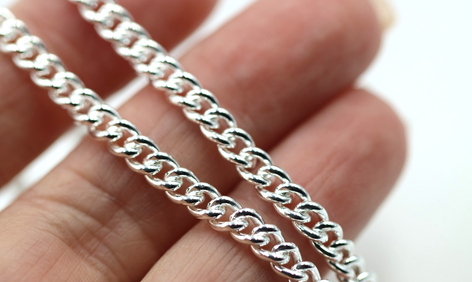 Sterling Silver 925 4mm Round Kerb Curb Chain Necklace 70cm – Free post