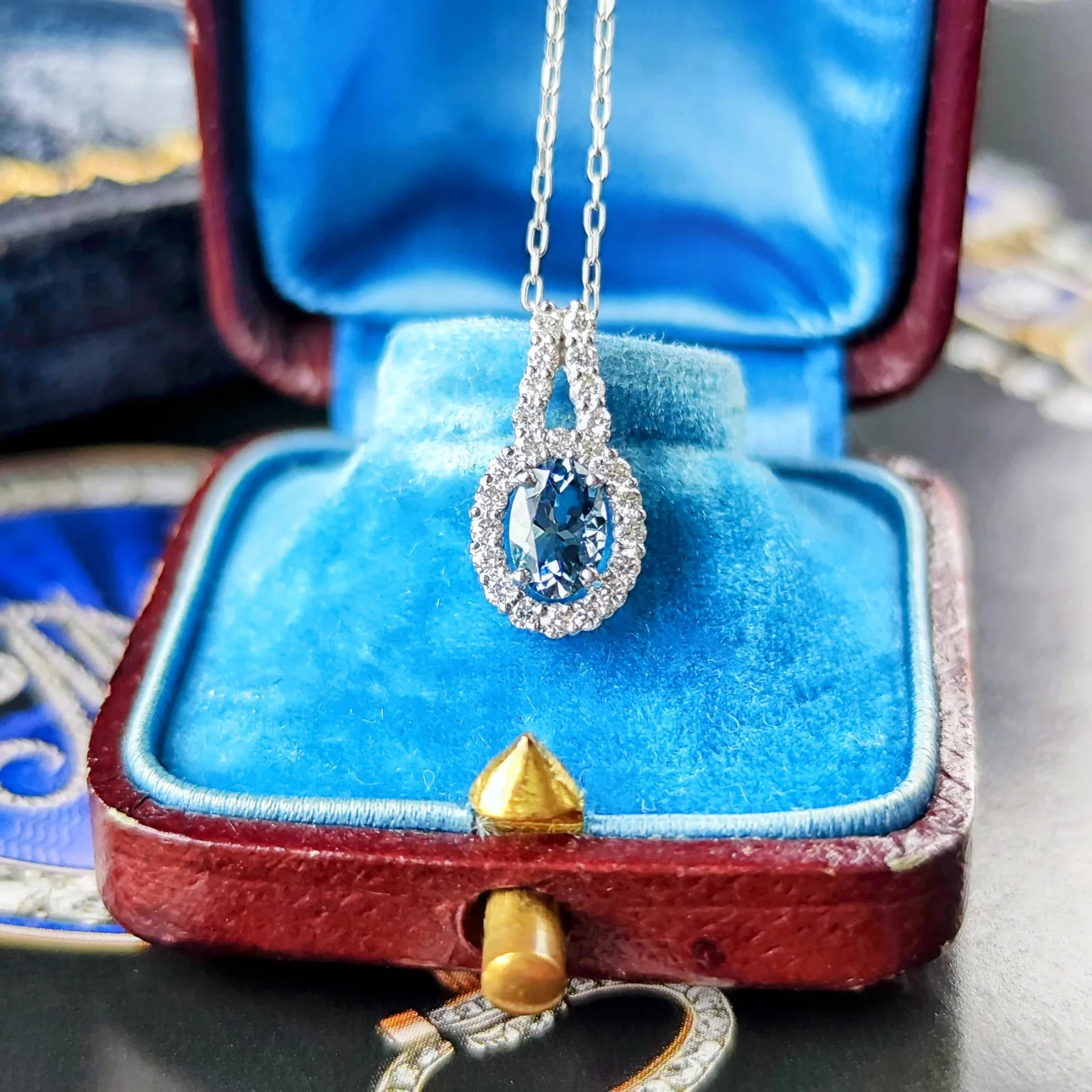 Natural Santamaria Aquamarine Diamond Platinum Oval Necklace 【Made in Japan】