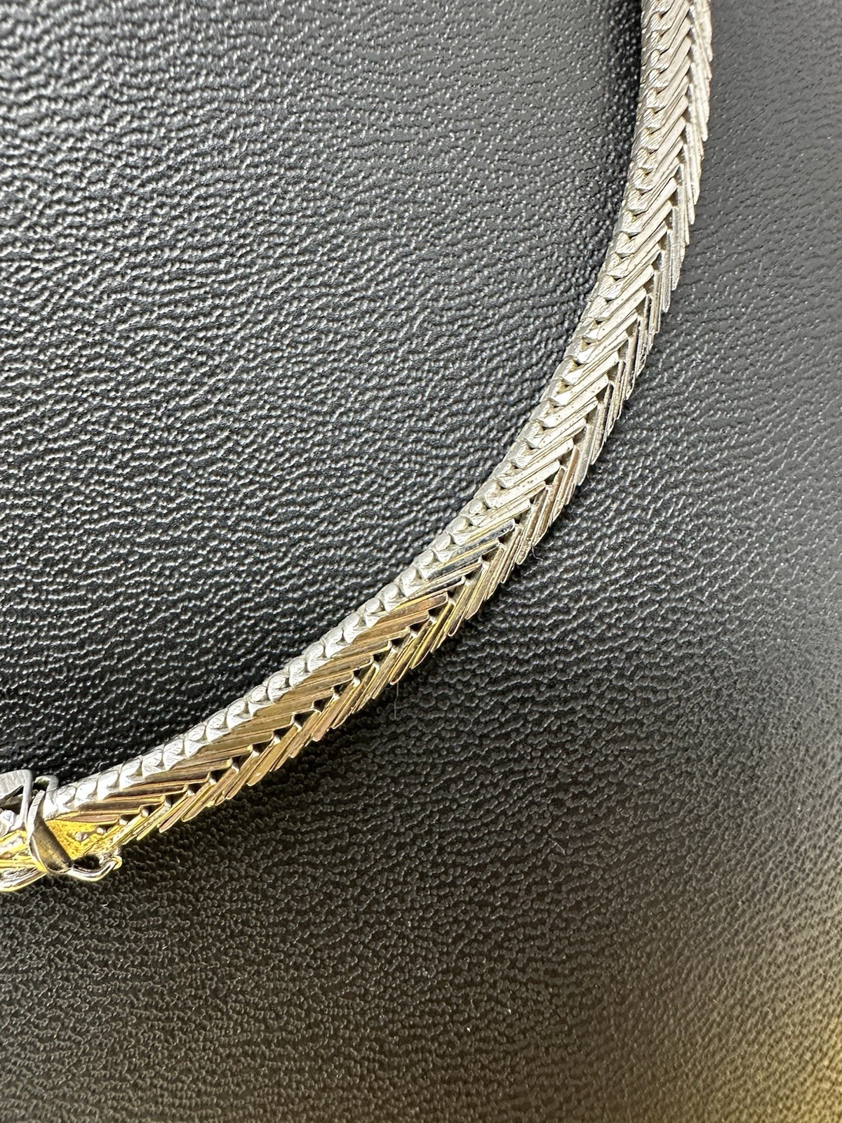 Sterling Silver Sapphire Abstract Heart Shaped Pendant Choker Necklace 40g 16 In