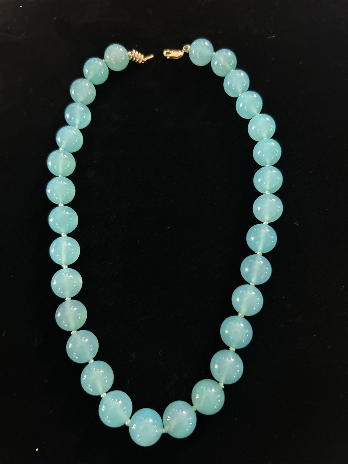 Beautiful Aqua Blue Chalcedony Beads 585 14k Clasp Necklace 19”/115 grams
