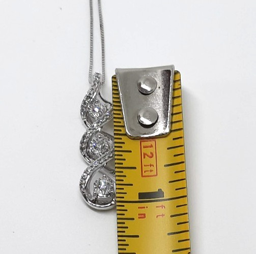 Kay Jewelers 1/5th cttw Diamond Pendant 10k WG Memories Magic Moments