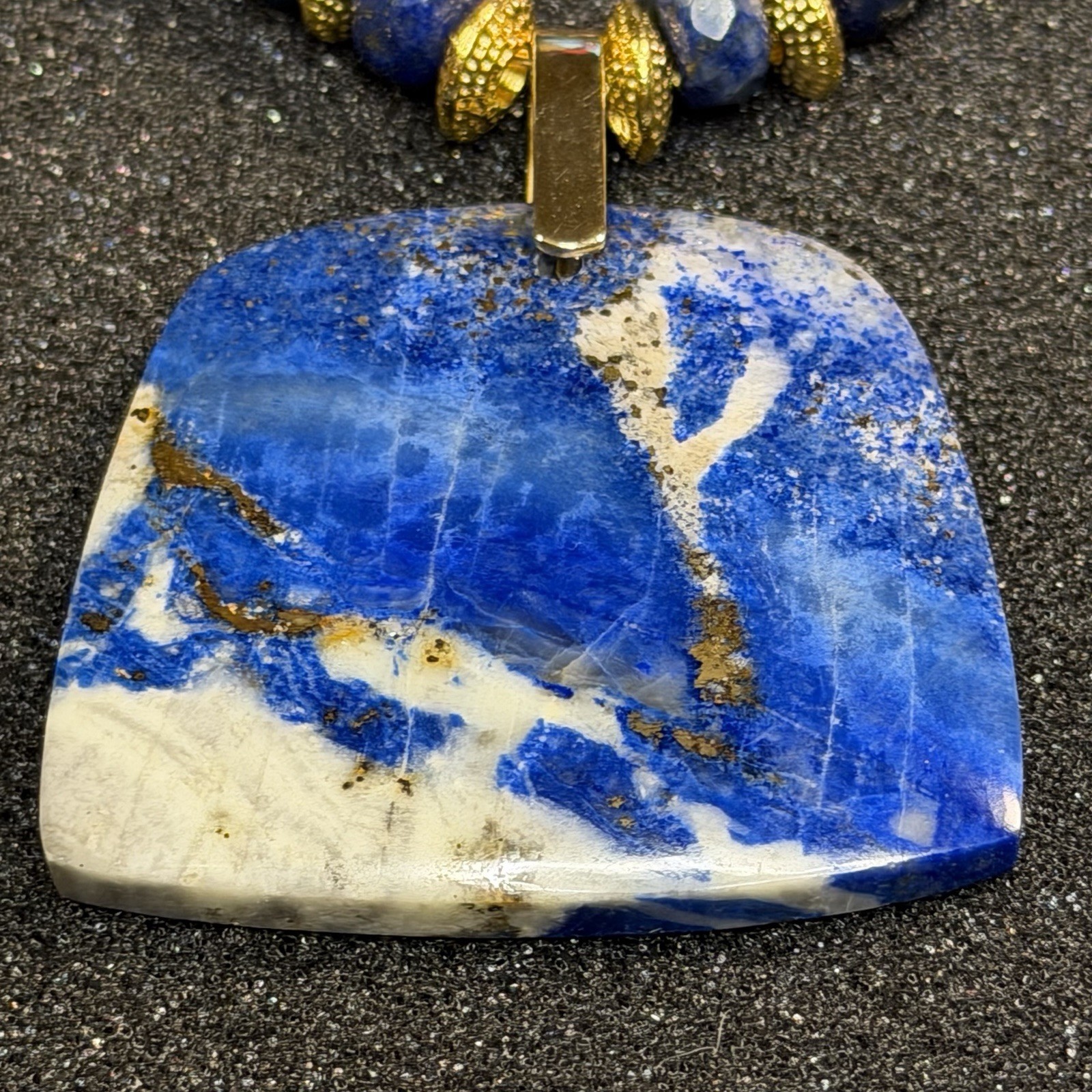 NATURAL SODALITE PENDANT NECKLACE GOLD TONE WITH DANGLE MATCHING EARRINGS