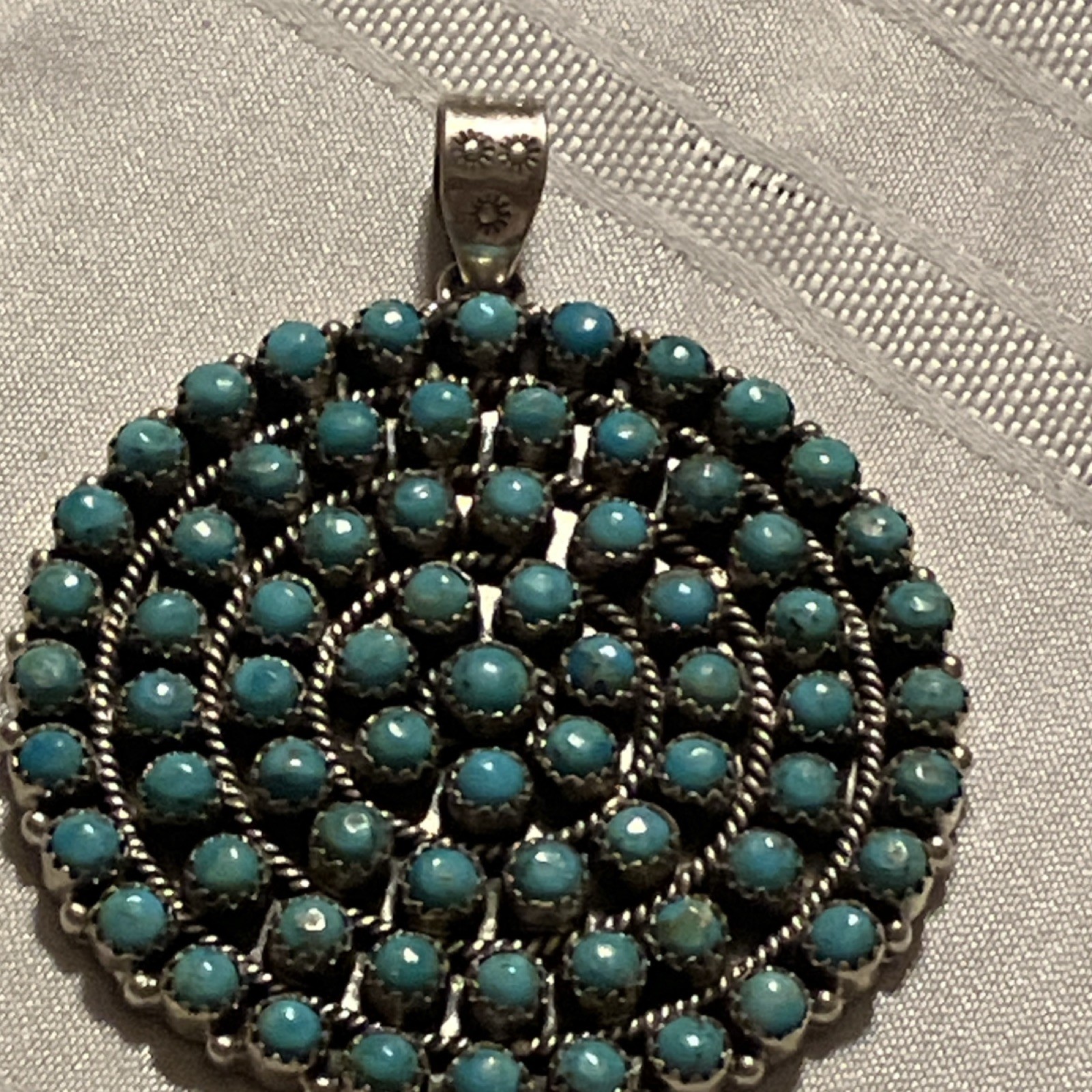 Kingman Turquoise Navajo Made Round Cluster Pendant 2.25″ 44g Sterling 925