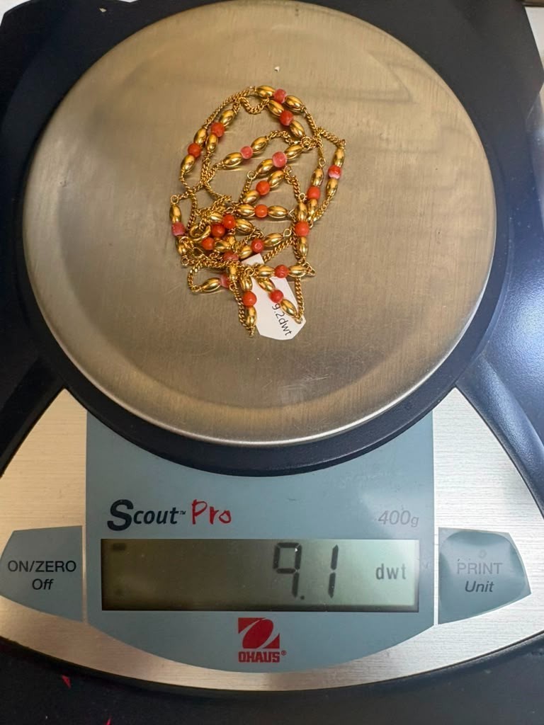 18Kt UnoAerre Flat Cable Link Chain with coral beads