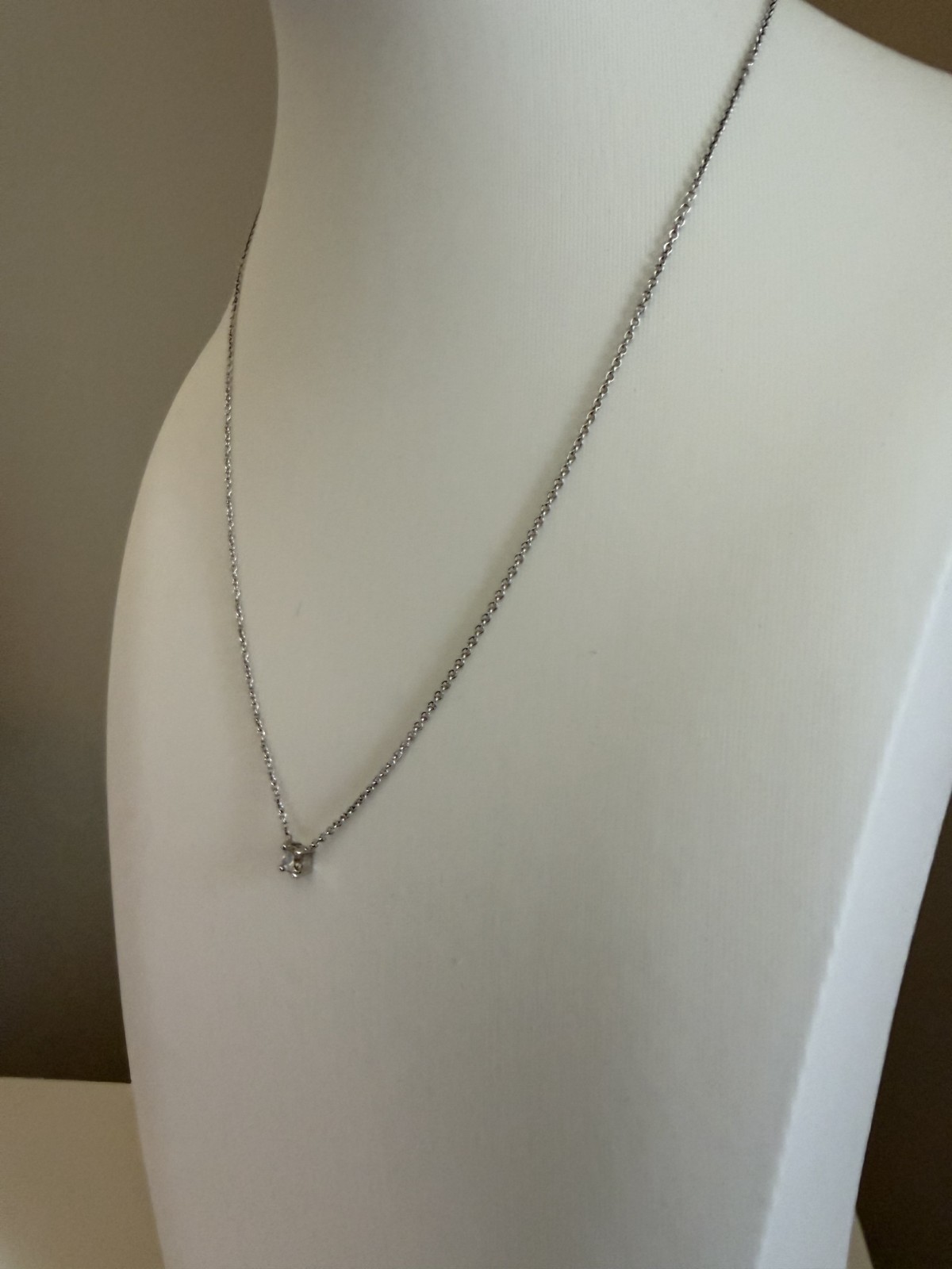 Blue Nile Cushion Cut Diamond Solitaire Pendant 1/3 CT TW 14K White Gold 16″