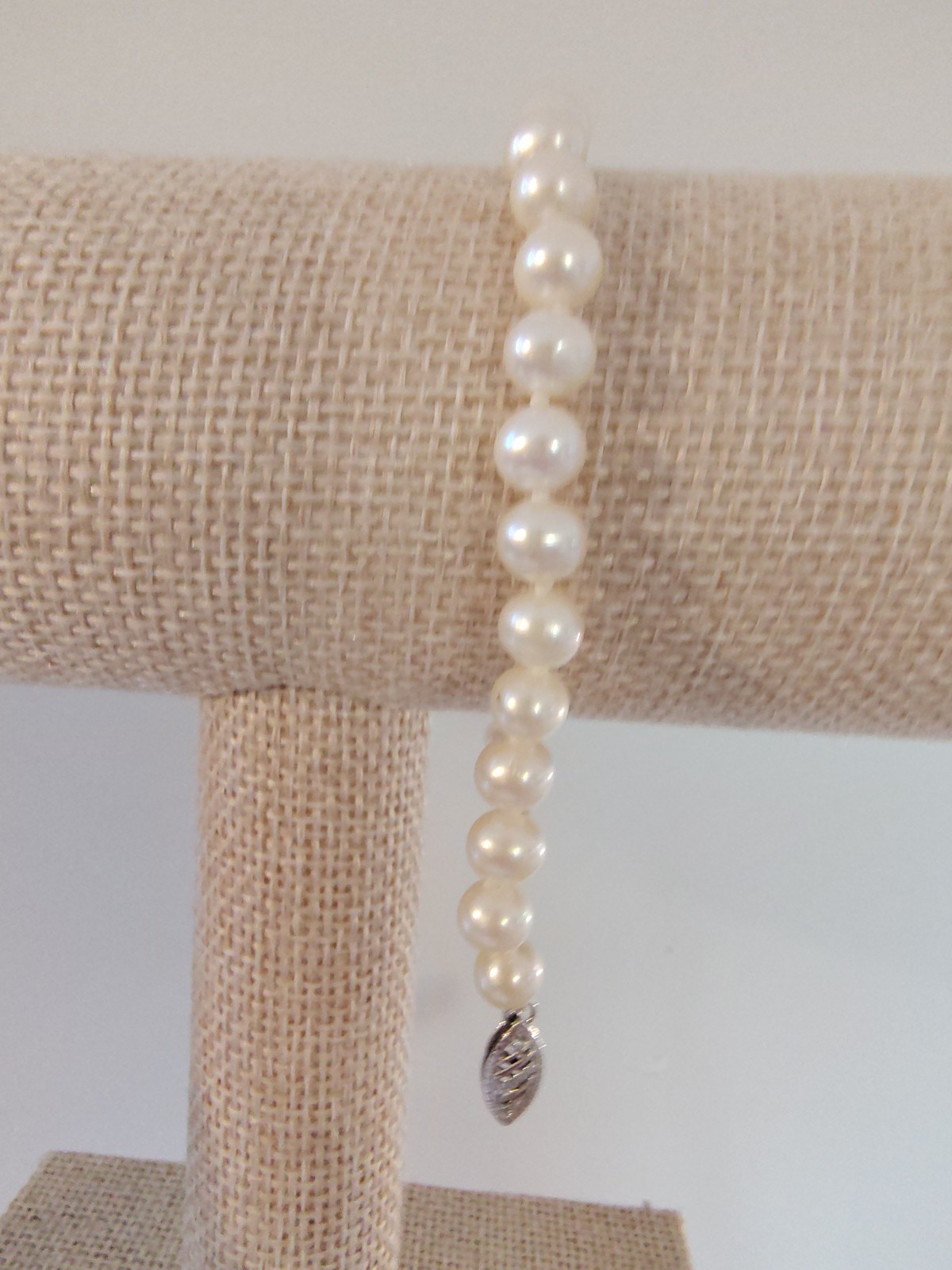 Vintage 14K White Gold Cultured Pearl Strand Bracelet 7″ Hand Knotted Filigree