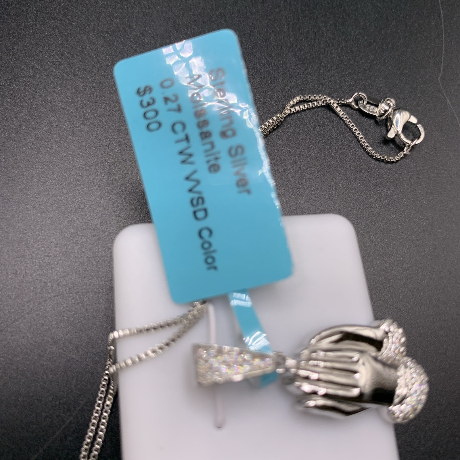 925 Sterling Silver Prayer Hands Pendant With Free Chain
