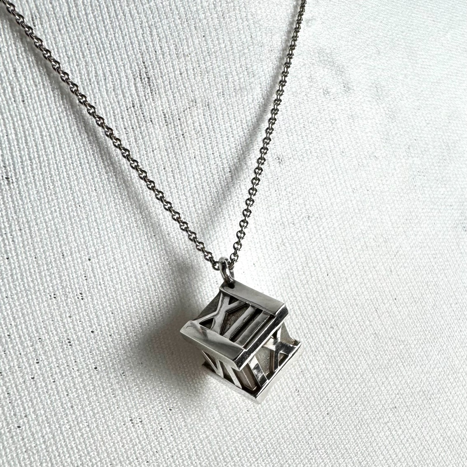 Tiffany & Co Atlas Cube Necklace Italy Sterling Silver Pendant Pouch 20g Rare