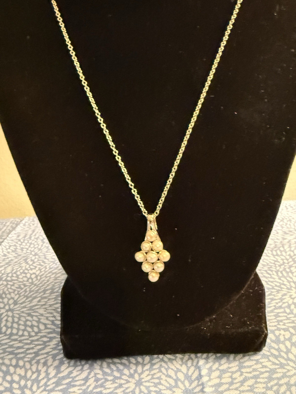D’Joy Freshw. Pearl Nine Moons Pend. Neck. 20 Inches. Plat. Over Ster. Silv.