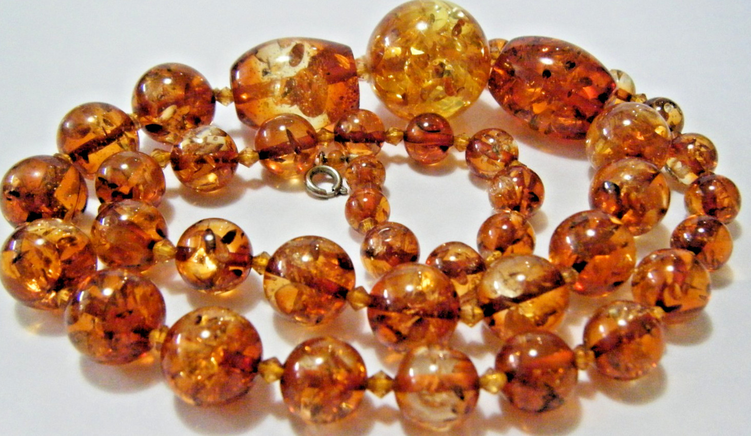 Classic Genuine Baltic Amber Beads Necklace with Natural Inclusions 28″