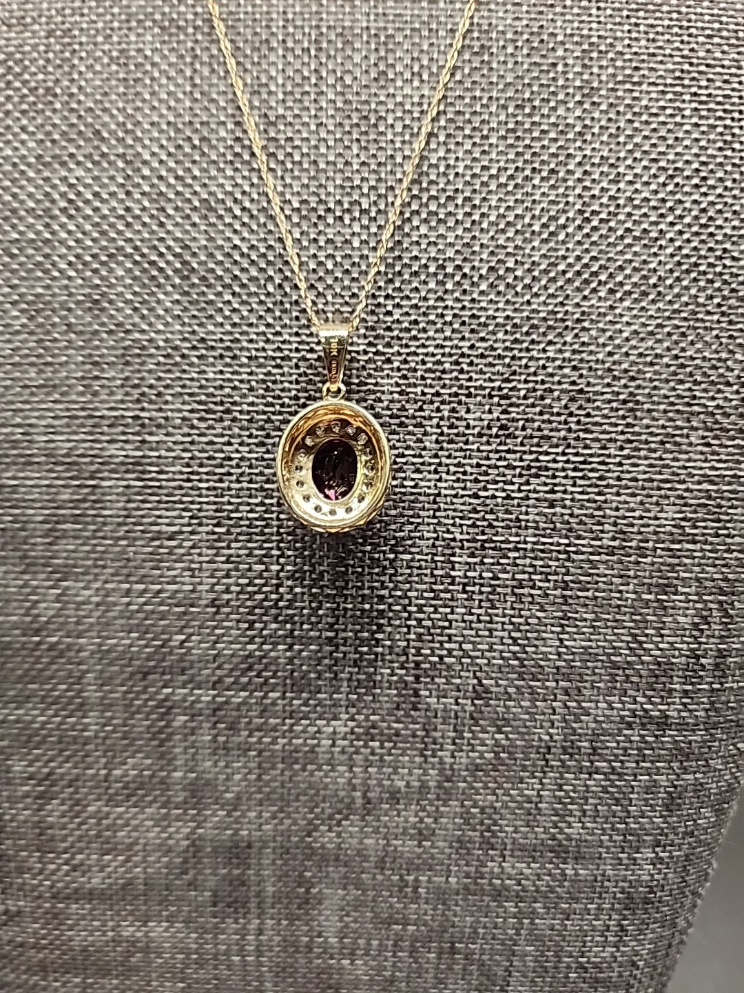 Grape Color Garnet 10k Yellow Gold Pendant With Chain 1.69ctw NIB JTV GCG013