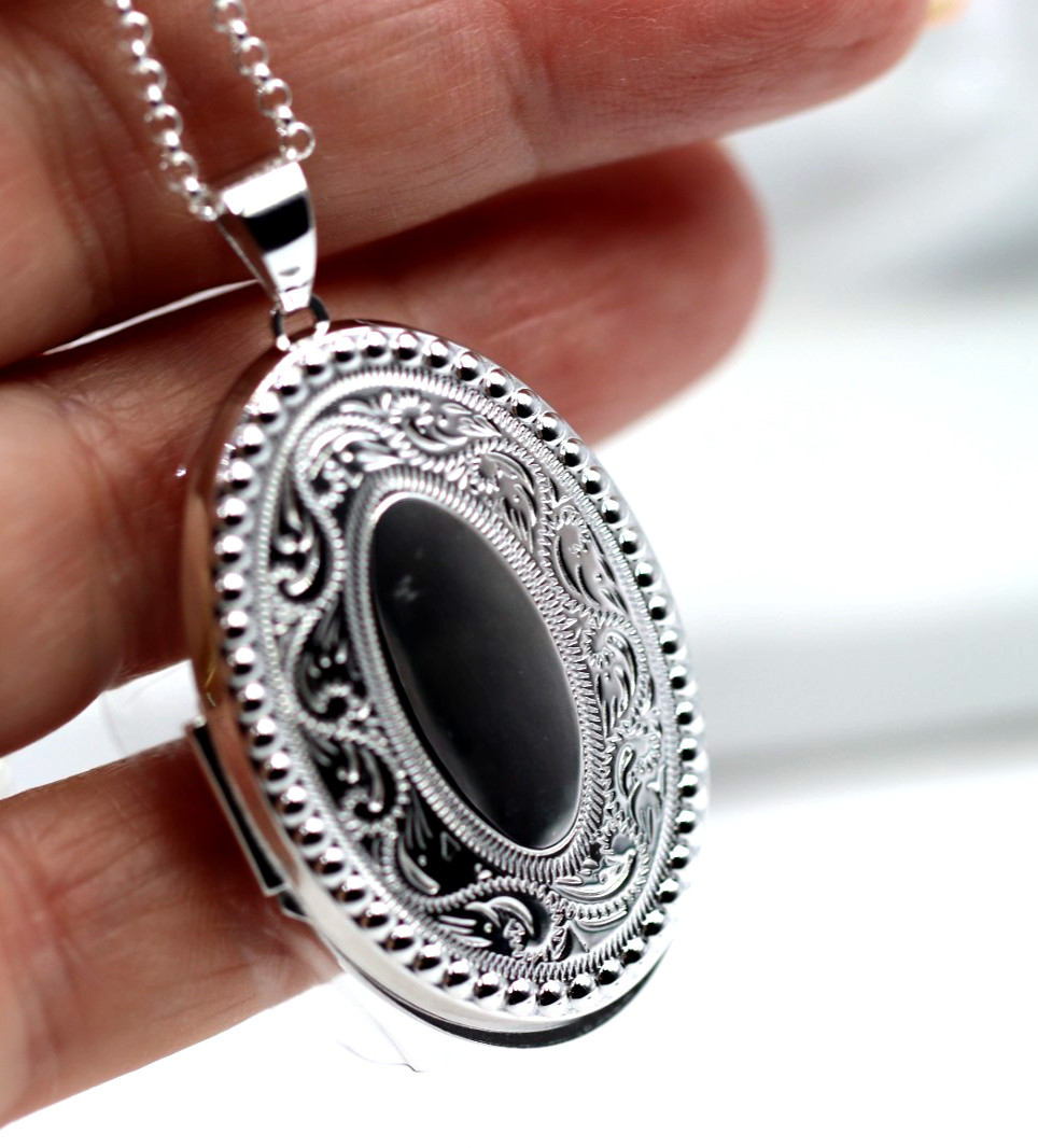 Sterling Silver 925 Large Engraved Border Oval Locket + 70cm Chain -Free Post