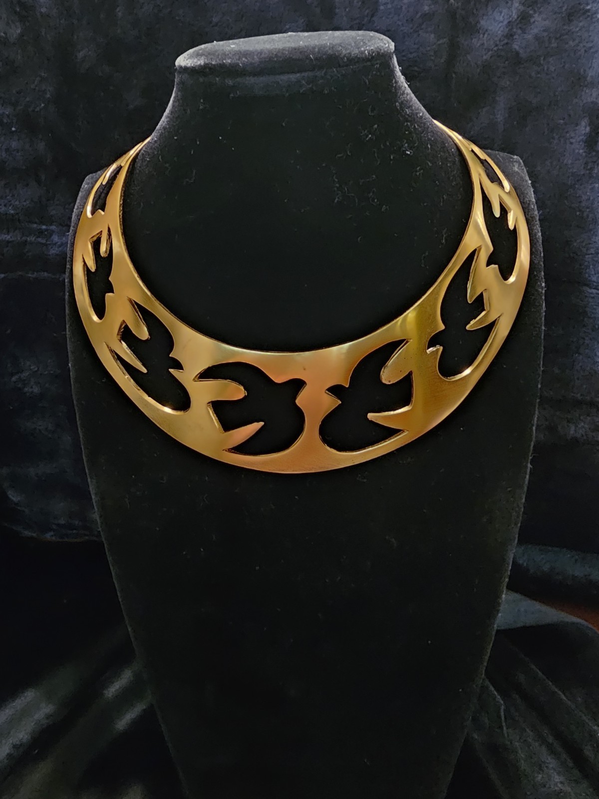 Doves Cutout Neck Collar/Bangle from Monnaie of Paris