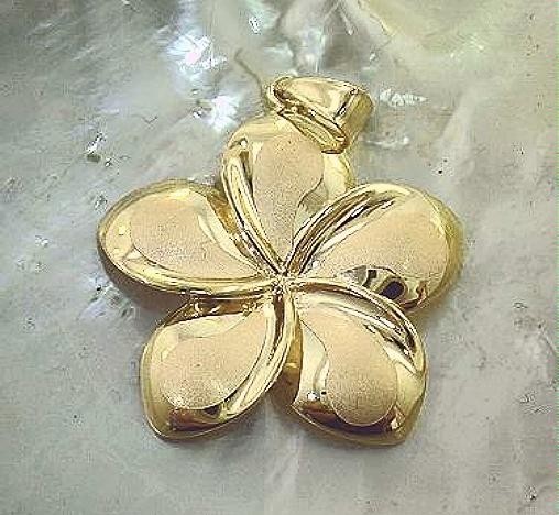 26MM SOLID 14K YELLOW GOLD FANCY BRUSHED SATIN HAWAIIAN PLUMERIA FLOWER PENDANT