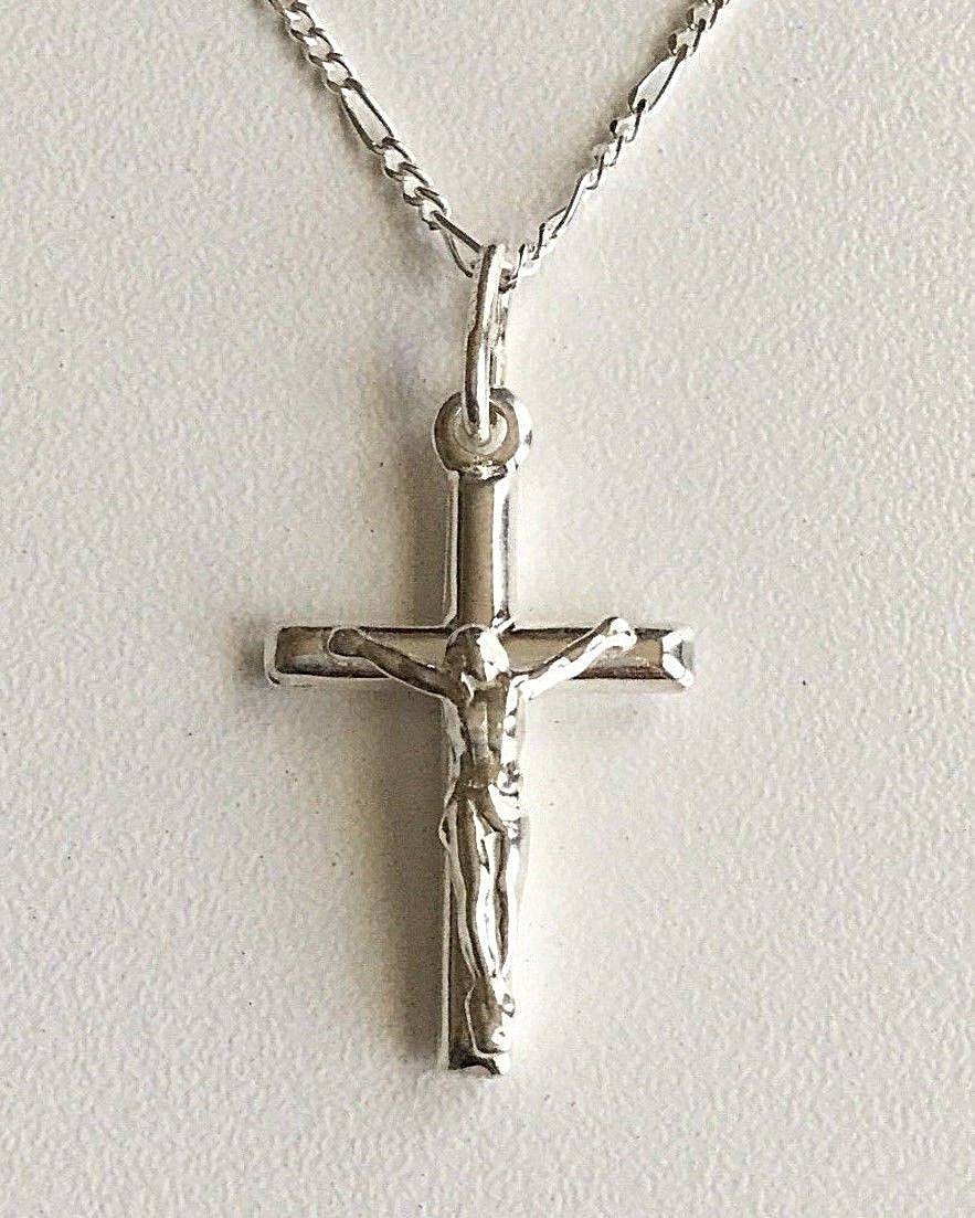 925 SILVER CROSS NECKLACE 20″ LONG/CADENA DE CRUZ EN PLATA 20″ LARGO – 30X15 mm
