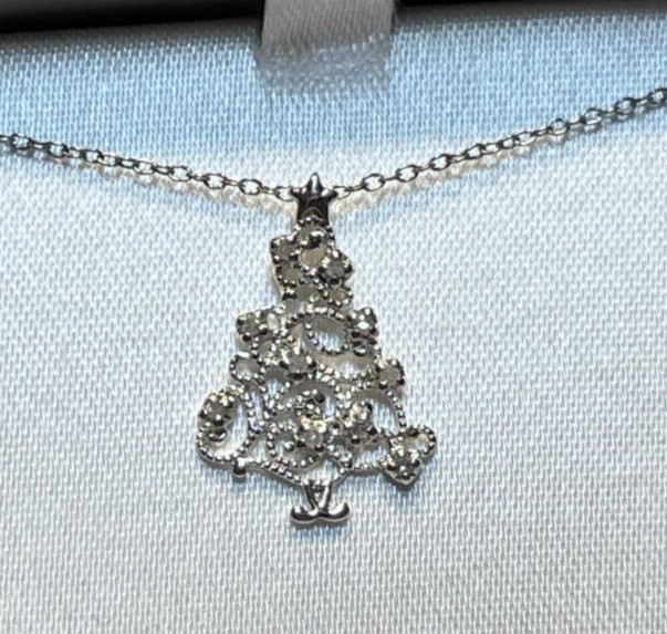 New Diamond (1/10 CTTW) Christmas Tree 18″ Pendant Necklace Sterling Silver 925